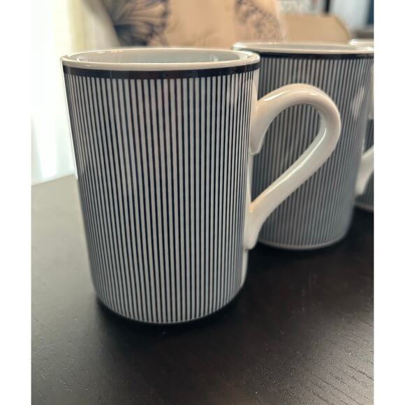 Dansk Bistro Mug Cup Blue Stripe Pinstripe Portugal White Porcelain 10 ounces - Picture 1 of 4